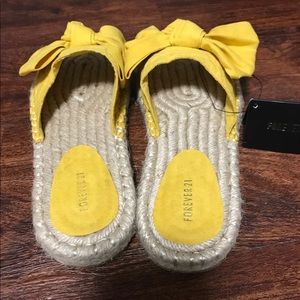 Brand new sandals from forever 21